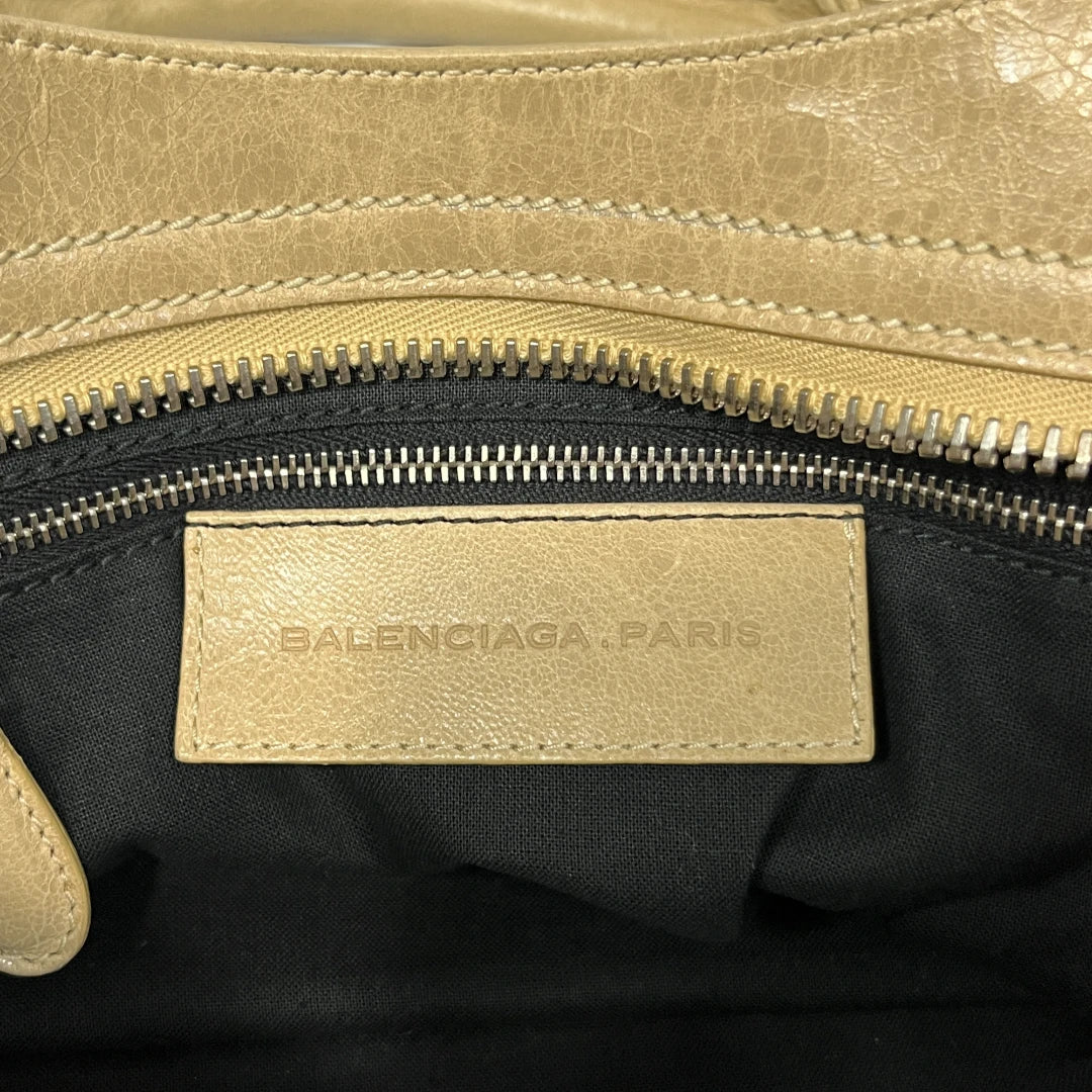 Balenciaga Handtasche Giant Town City bag aus Leder beige