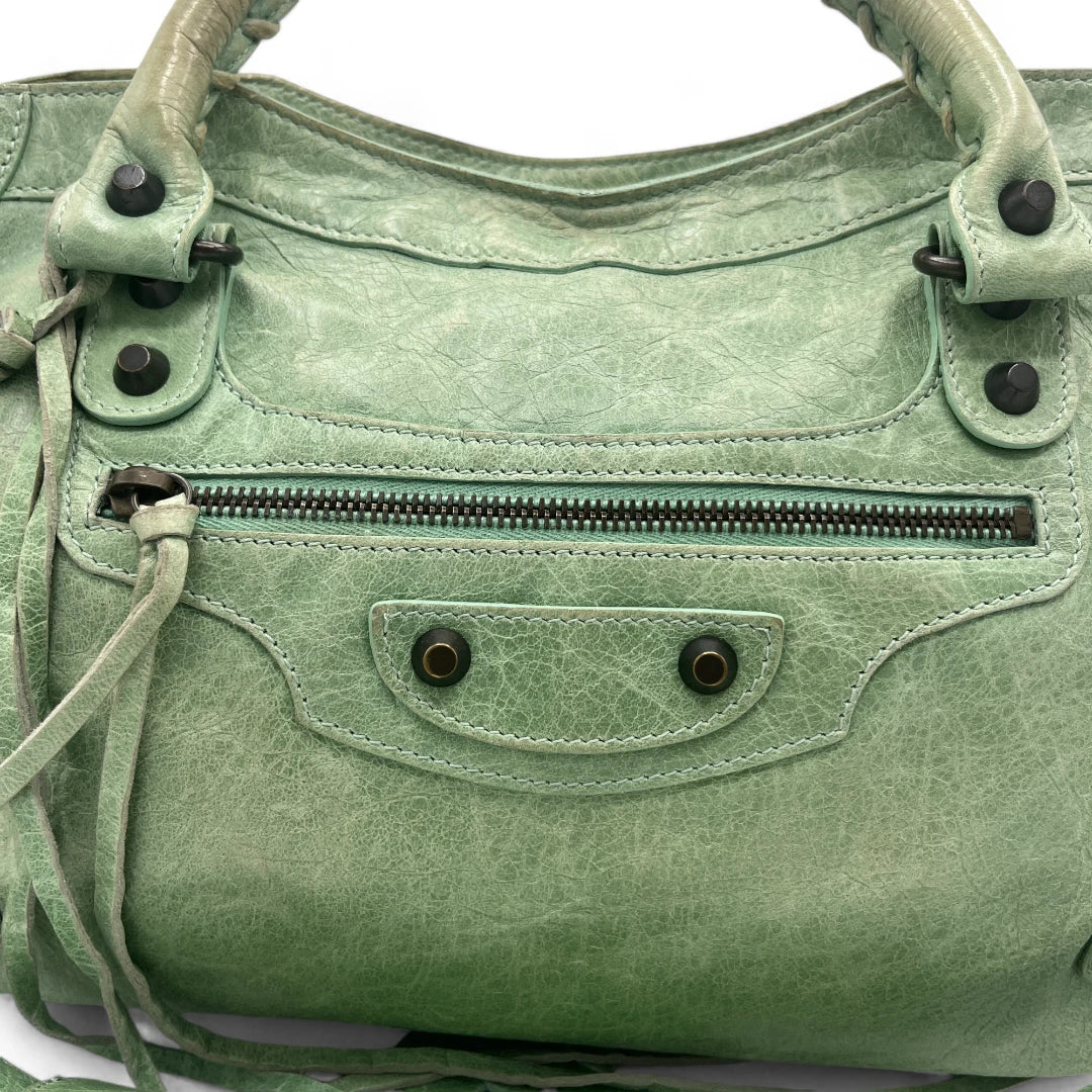 Balenciaga handbag The City Bag with shoulder strap made of leather in green