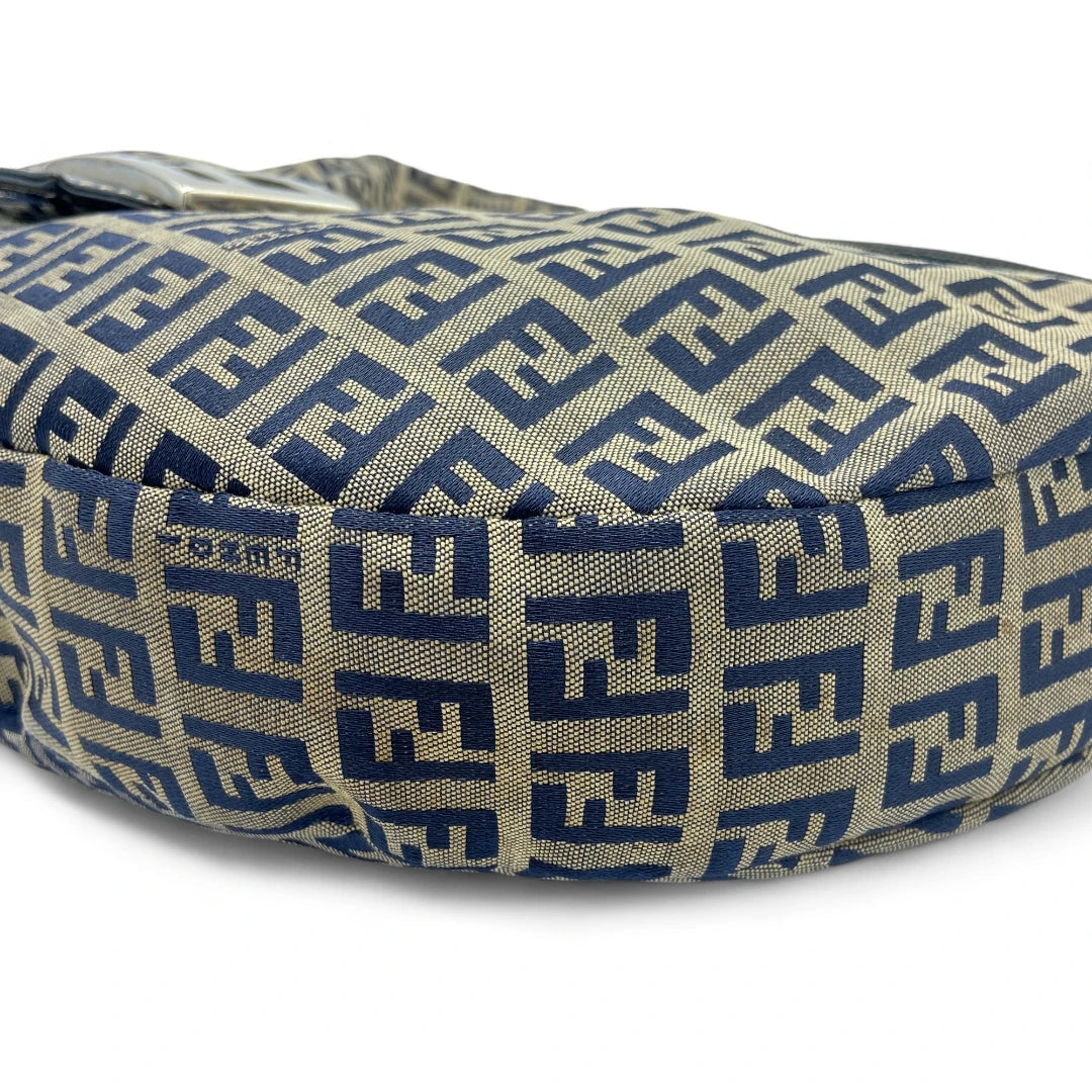 Fendi Handtasche Croissant im Zucca Muster braun & blau