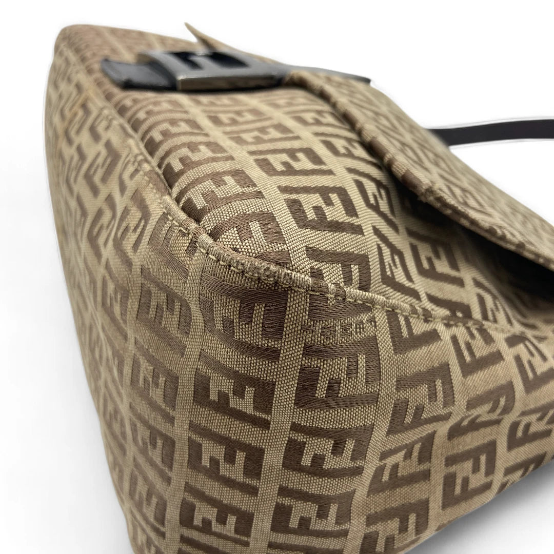 Fendi Handtasche Mamma Baguette im Zucca Muster hellbraun & braun