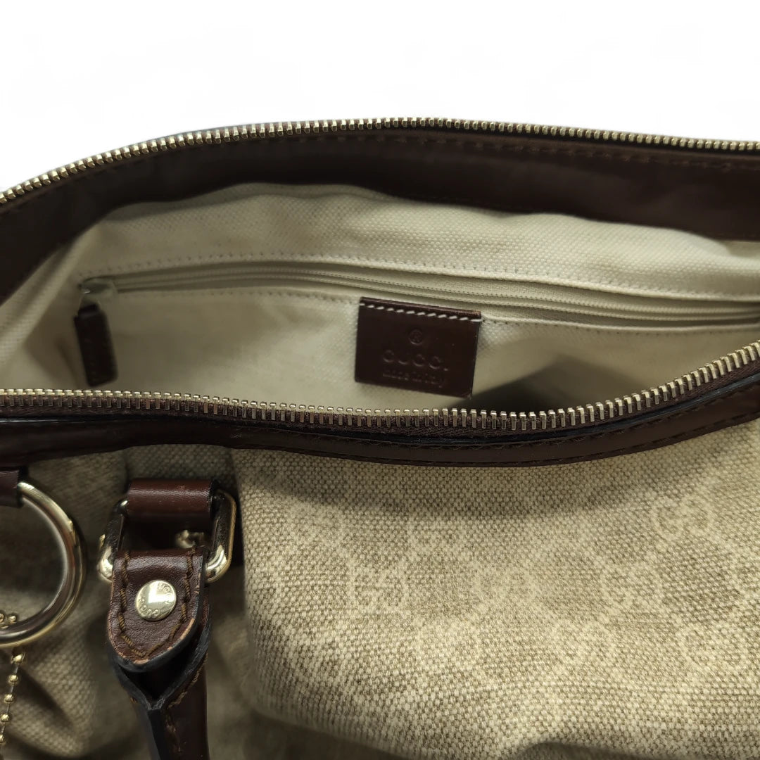 Gucci Handtasche Sukey Lederdetails braun mit Umhängegurt monogram beige