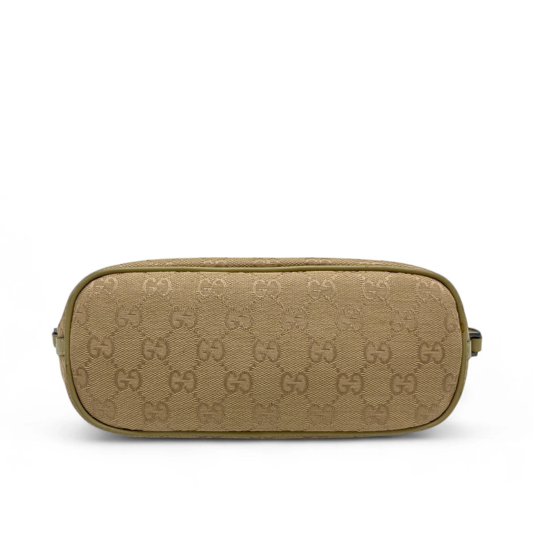 Gucci Handtasche Baguette mit grünen Lederdetails in cremeweiß / beige