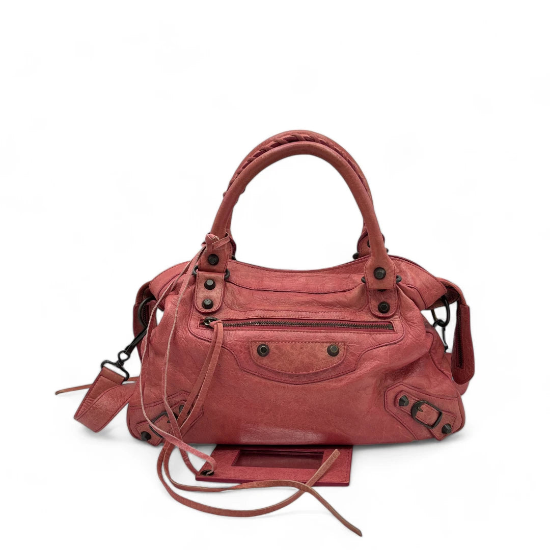 Balenciaga Handtasche The Frist City Bag aus Leder in pink 9ine Life