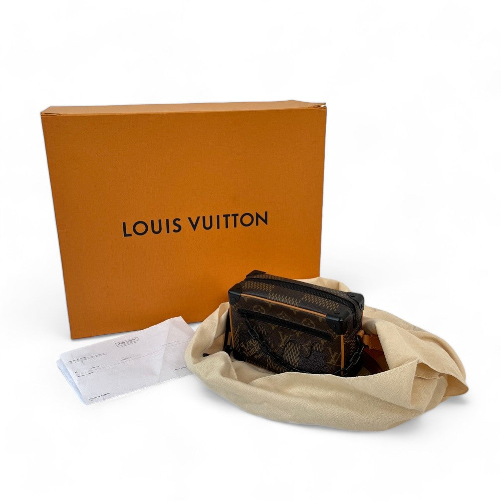 Louis Vuitton Schultertasche Nigo Soft Trunk braun