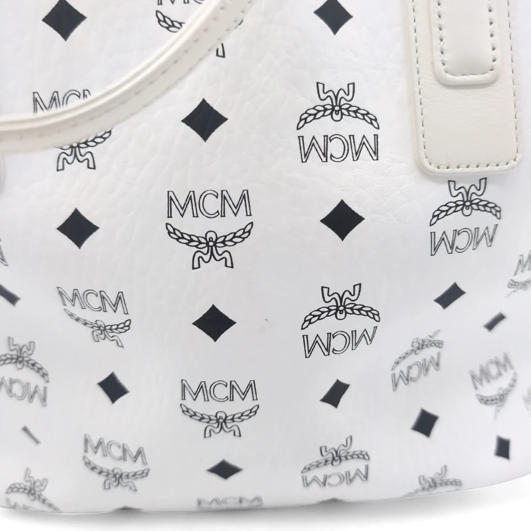 MCM Handtasche / Shopper Liz klein mit Pochette visetos weiß