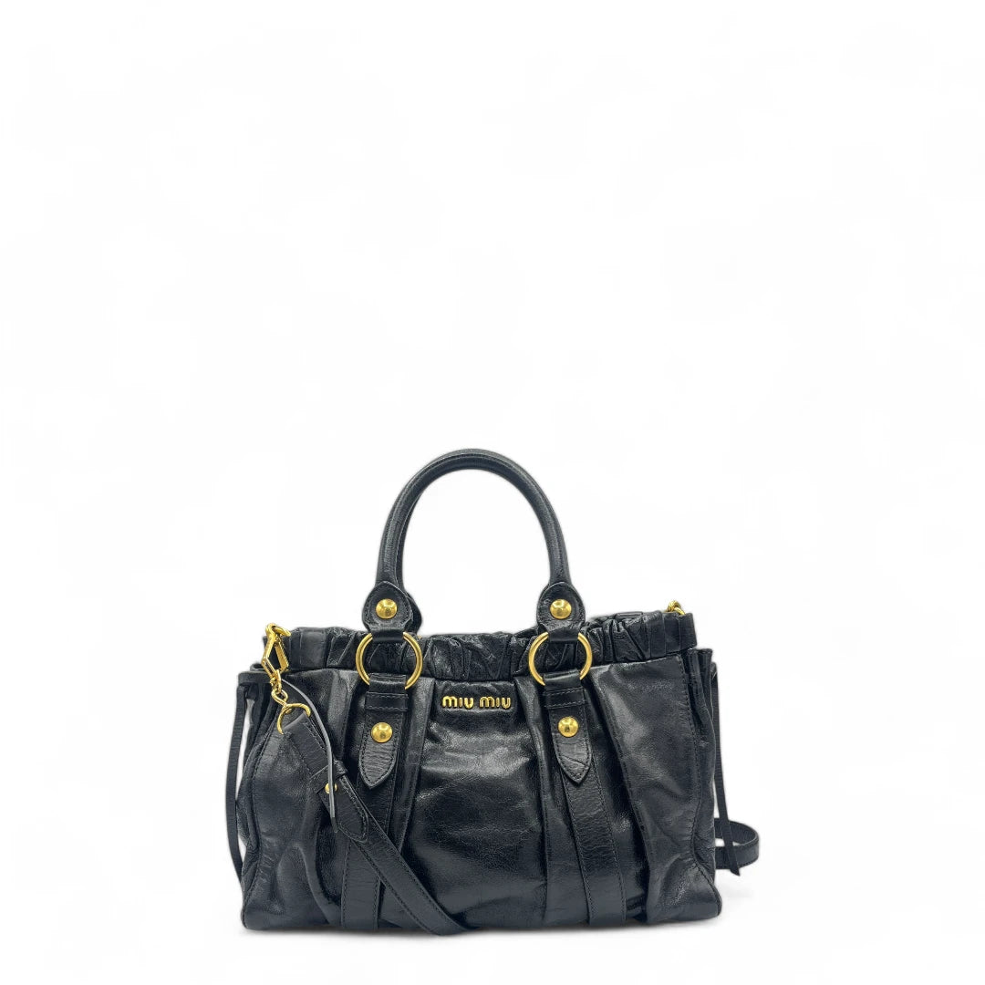 Miu Miu handbag Vitello Lux with shoulder strap made of black leather