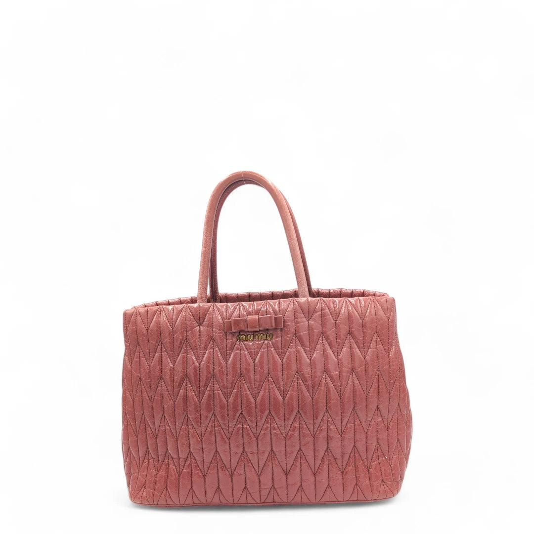 Miu Miu Handtasche Vitello Shine Trapu mit Schleife aus Leder rot