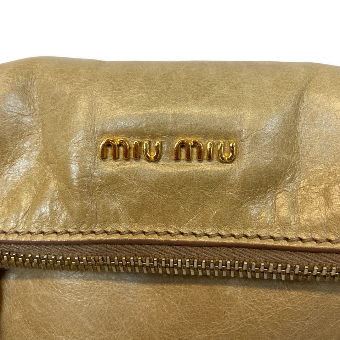 Miu Miu Handtasche Vitello Satchel mini aus Leder beige