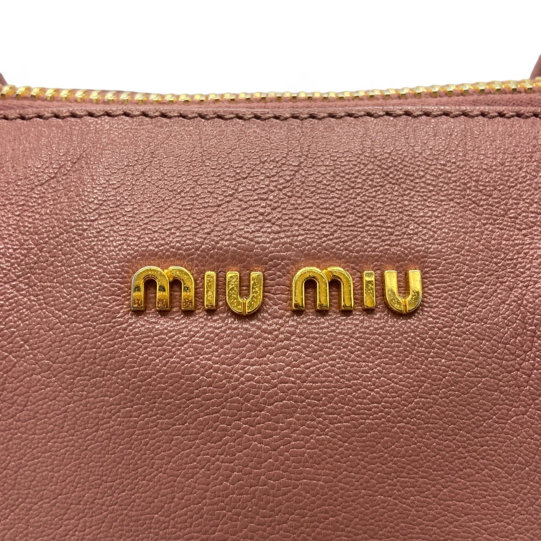 Miu Miu leather handbag with shoulder strap pink