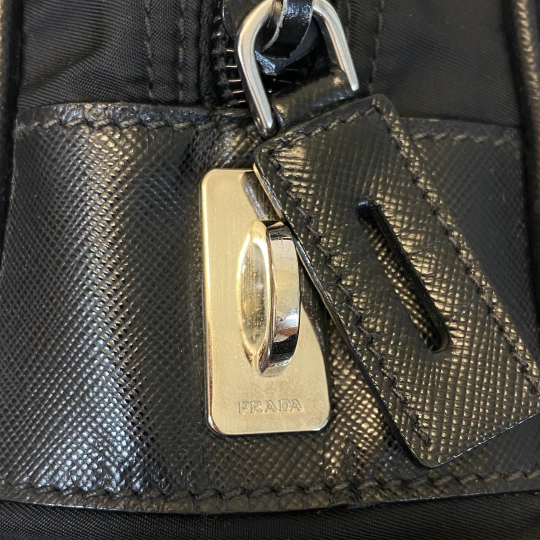 Prada Aktentasche / Laptoptasche aus Nylon mit schwarzen Lederdetails schwarz