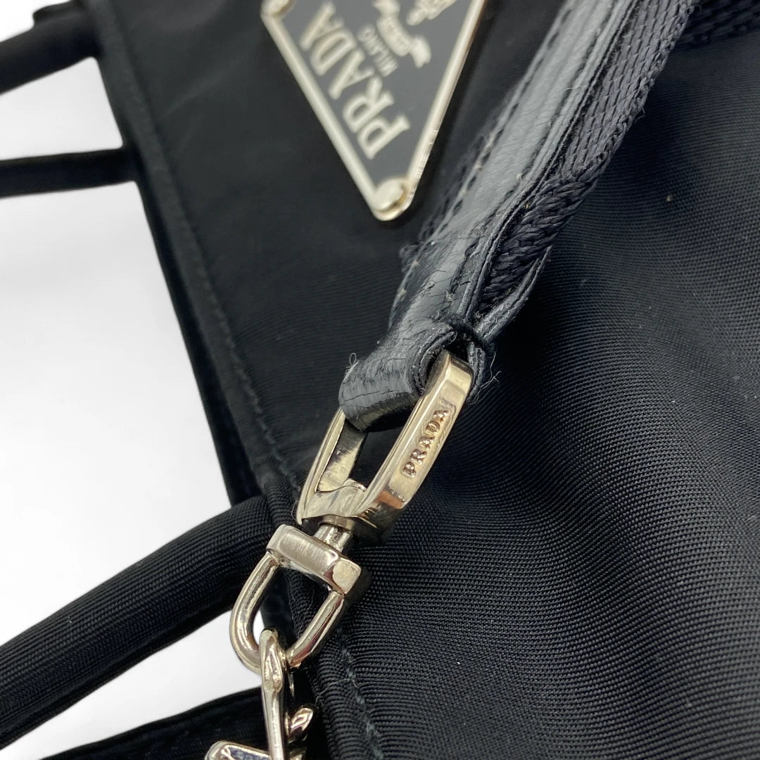 Prada Handtasche / Tote bag Nylon mit schwarzen Lederdetails schwarz