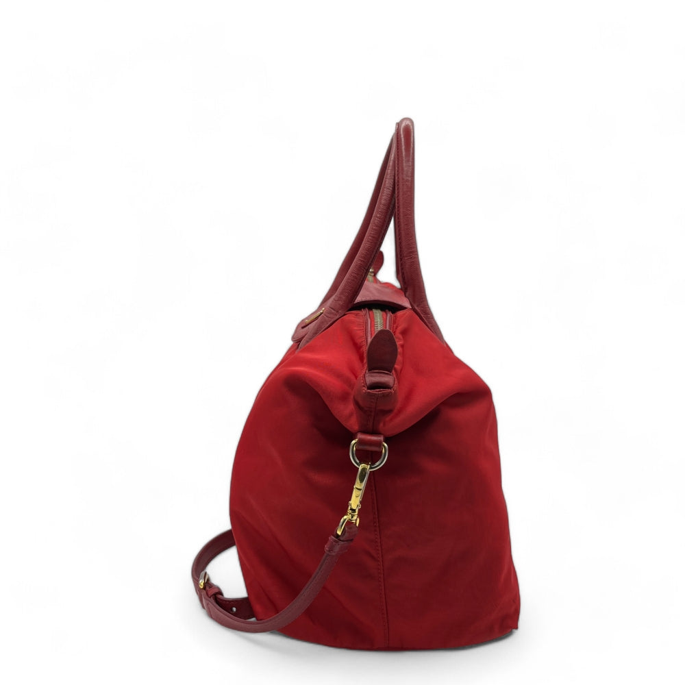 Prada handbag / shopper made of nylon with long handles red